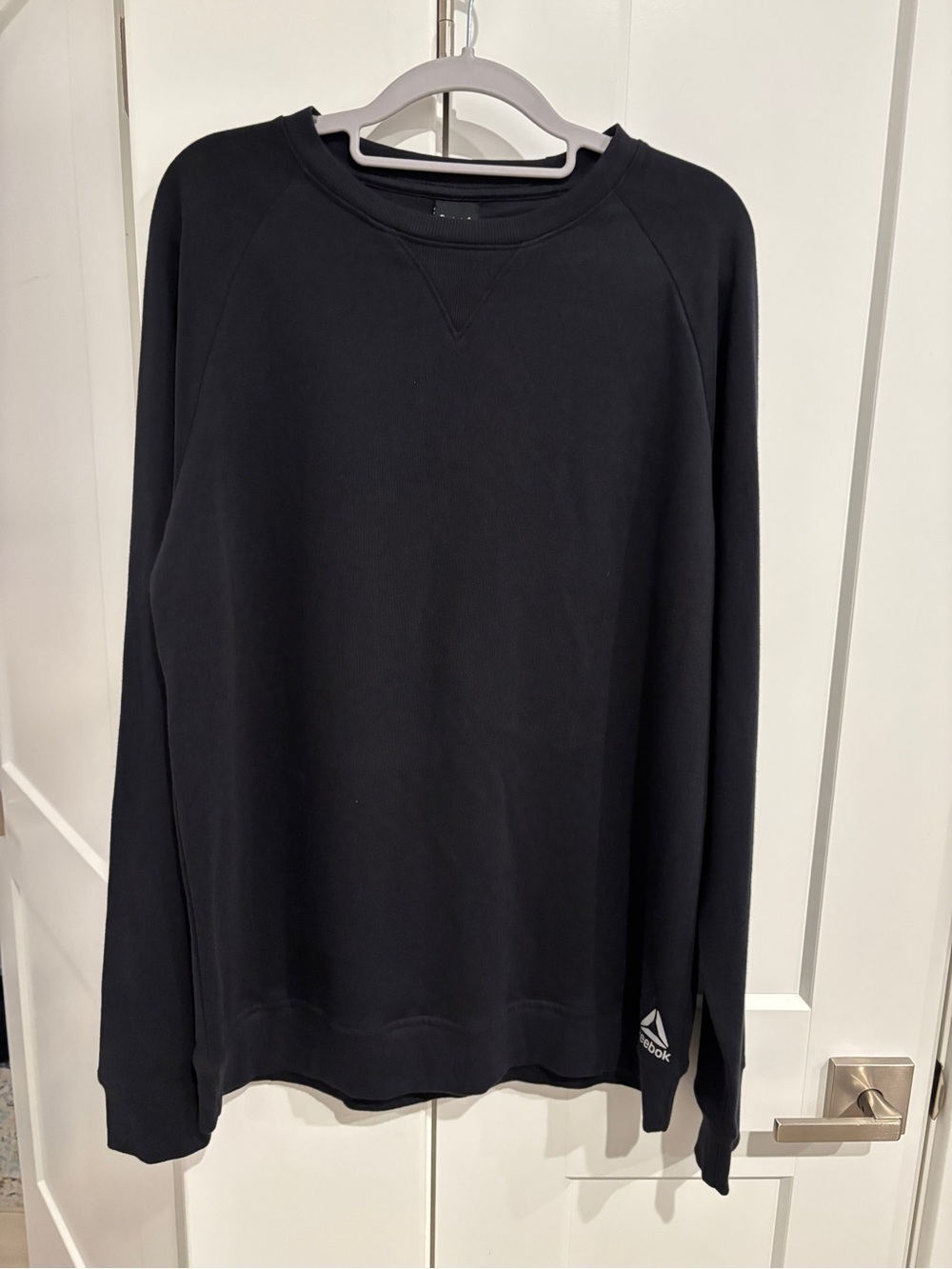 Reebok Men’s Black Crewneck Pullover Sweatshirt